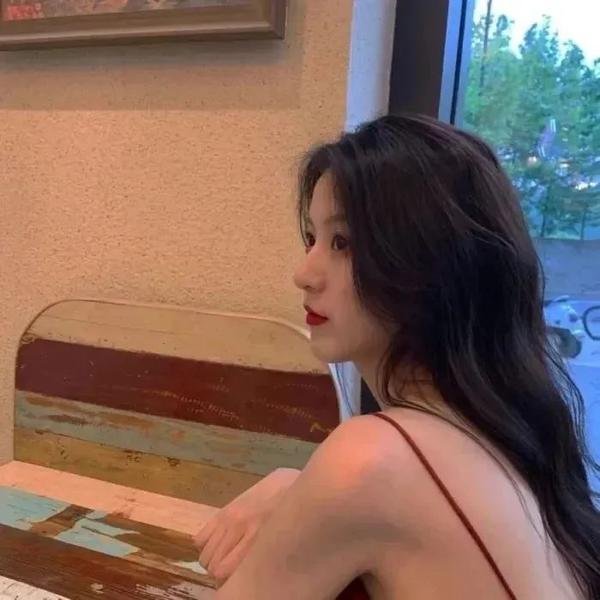 爱在春光乍现时